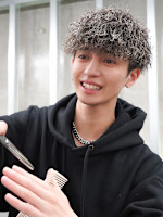 下野 岳人(シモノ ガクト)