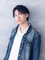 瀧川 涼介(タキガワ リョウスケ)