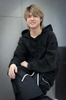 田川 欣人(タガワ ヨシト)