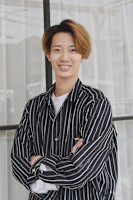 米田 零(ヨネダ レイ)