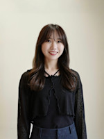 興梠stylist (スタイリスト コウロギ)