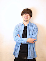 小松　賢太	(コマツ　ケンタ)