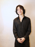 牛嶋 嶺弥(ウシジマ レイヤ)