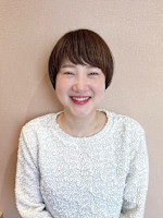 坂田　綾子(サカダ　アヤコ)