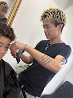 乙内駿斗(オトウチハヤト)