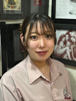 真鍋愛梨(マナベアイリ)