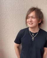 富田 峻介(トミタ シュンスケ)