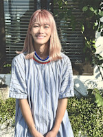 尾崎ゆりあ(オザキユリア)