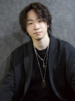 戸兵 吏駒【心斎橋】(トヒョウ リク)