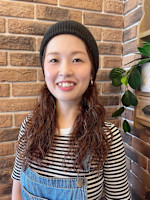 上所 友里恵(ウエジョ ユリエ)