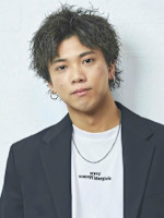 江村 翼(エムラ ツバサ)