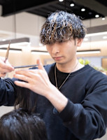 小坂井 祐弥(コサカイ ユウヤ)