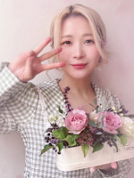 木津　奈保子(キヅ　ナオコ)