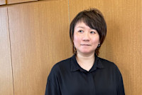 小宮 宏美(コミヤ ヒロミ)