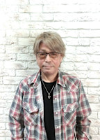 西 秀樹(ニシ ヒデキ)