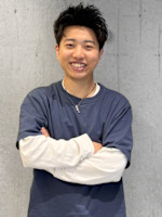 小松 哲成(コマツ テッセイ)