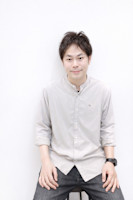 岡　易史(オカ　ヤスシ)