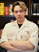 松生 竜宝(マツオ リュウホウ)