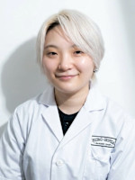 川島　陽奈 京都本店(カワシマ ヒナ)