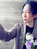 鈴木　恵太(スズキ　ケイタ)