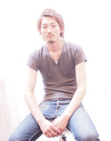 安達 聖哉(アダチ セイヤ)