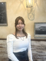 栗林 もも(クリバヤシ モモ)