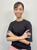 尾関真依子(オゼキマイコ)