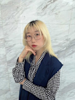 谷澤 桃菜(タニザワモモナ)