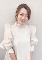 石井絢子(イシイアヤコ)