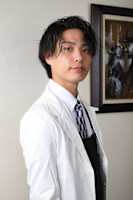 生井 知也(ナマイ トモヤ)
