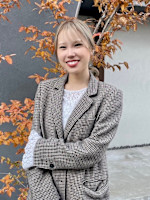 山岡 愛奈(ヤマオカ アイナ)