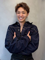 堀米直生 グレージュ(ホリゴメ ー)