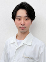 飯塚大成（ビジネスカット、骨格調整カットお任せください！）(イイヅカタイセイ)