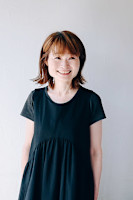 請井 佳子(ウケイ ヨシコ)