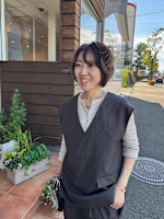 籾山　茜(モミヤマ アカネ)
