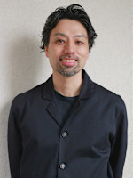 富山 大介(トミヤマ ダイスケ)