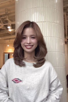 momo (モモ )