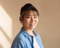 横井七奈(ヨコイナナ)