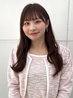 大沢晴菜(オオサワハルナ)