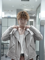 川島駿介(カワシマシュンスケ)
