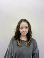 kana.y (カナ )