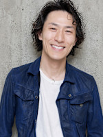 大塚　耕平(オオツカ　コウヘイ)