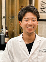 餌取 啄実(エトリ タクミ)