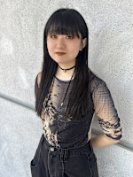Hitomi(ヒトミ)