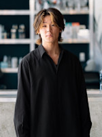 西崎　愛弥(ニシザキ　マナヤ)