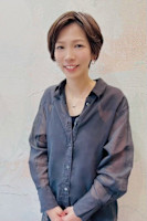 井坂 美佳(イサカ ミカ)