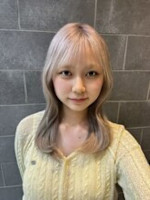 Hina (ヒナ )