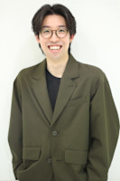 石井　雄大(イシイ　ユウダイ)