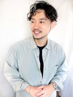 nari Director(ナリ )