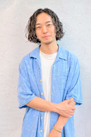 Yoshimi Tani(タニ ヨシミ)